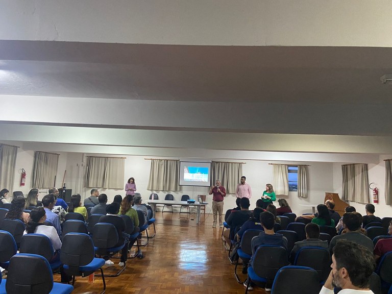 reuniãodepais.jpg