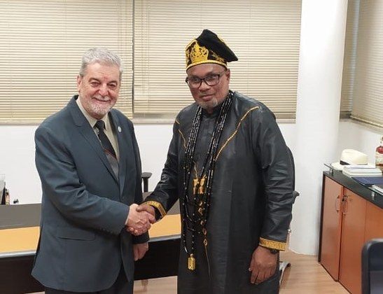 Econtro do Rei da Nigéria com o Reitor do IF Sudeste MG