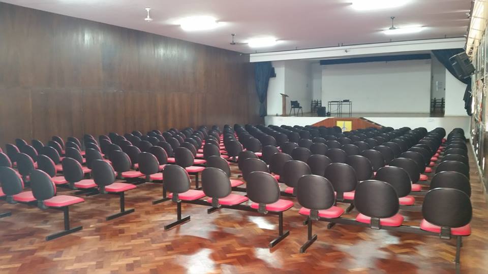 11 Anfiteatro Colégio Cataaguases.jpg