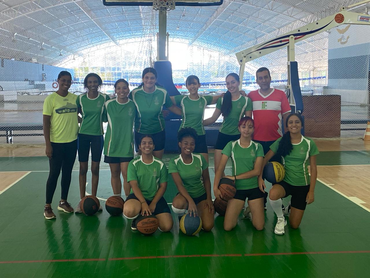 Basquetebol feminino.jpeg