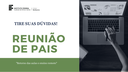 #Pratodosverem: Imagem de uma mão com a caneta mexendo no computador. O computador está em cima de uma mesa. Ao lado está escrito "Tire suas dúvidas!" Reunião de Pais. "Retorna das aulas e ensino remoto. Há também a logo do evento. A arte é em verde e branco