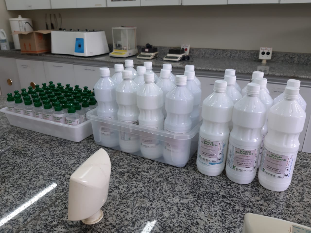 Frascos de álcool