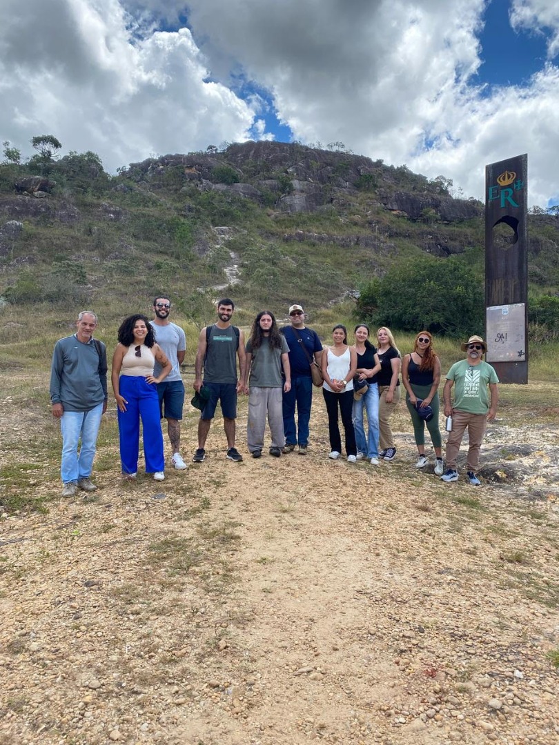 Foto - Aula de campo APA Serra de São José.jpg