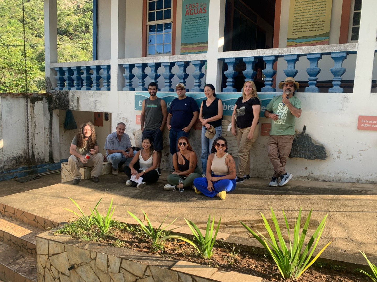 Foto - Aula de campo - Casa das Águas IEF - APA Serra de São José.jpeg