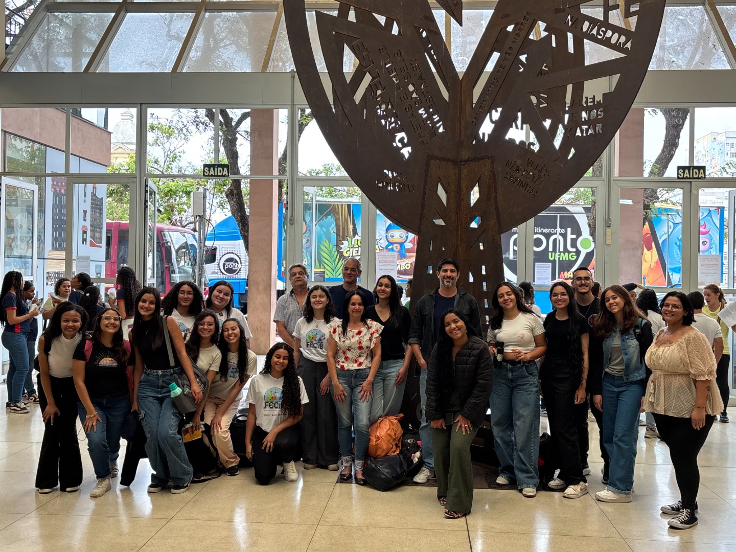 Foto5- SNCT - Fiocruz - apresentadores de trabalho e voluntários IF.jpeg