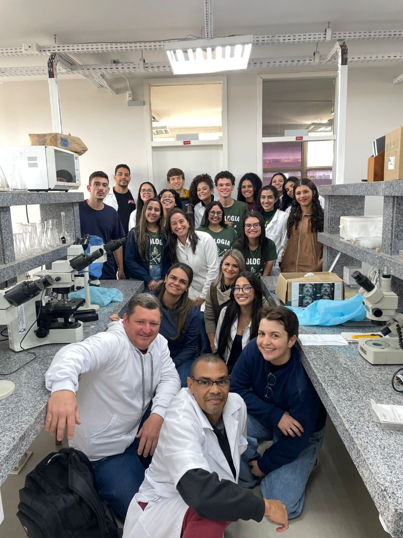 Laboratório de Histologia.jpeg Laboratório de Histologia.jpeg
