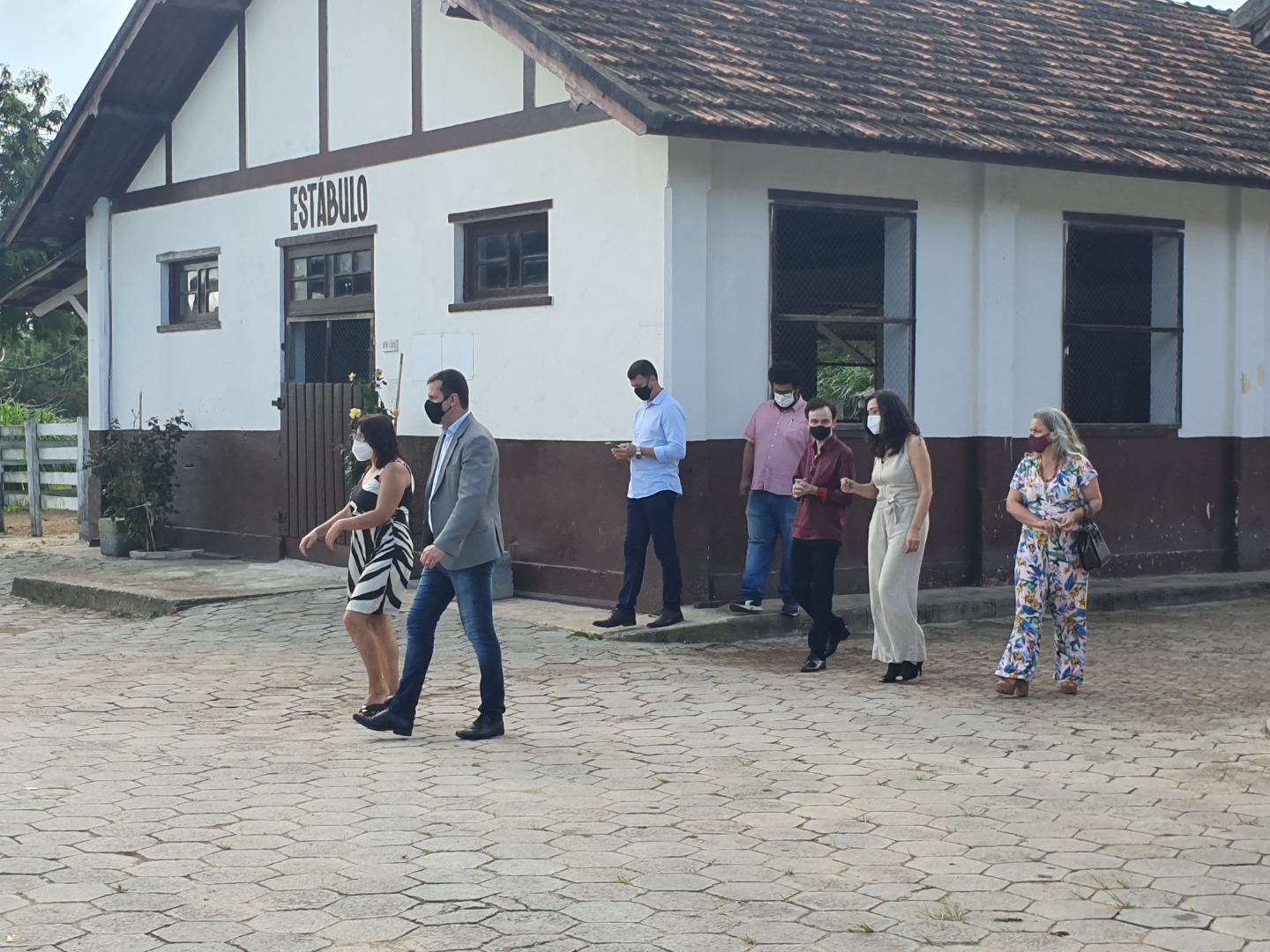 Secretário da Setec, comitiva da Reitoria e diretores-gerais visitam as instalações do Campus Barbacena.jpg