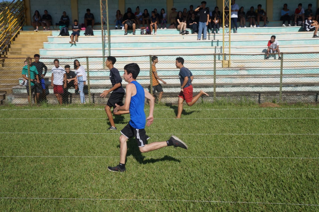 1° Festival de Atletismo do Campus Santos Dumont. Projeto de extensão Caminhar Correr e Saltar. 2023. Fonte: Coordenação do projeto.