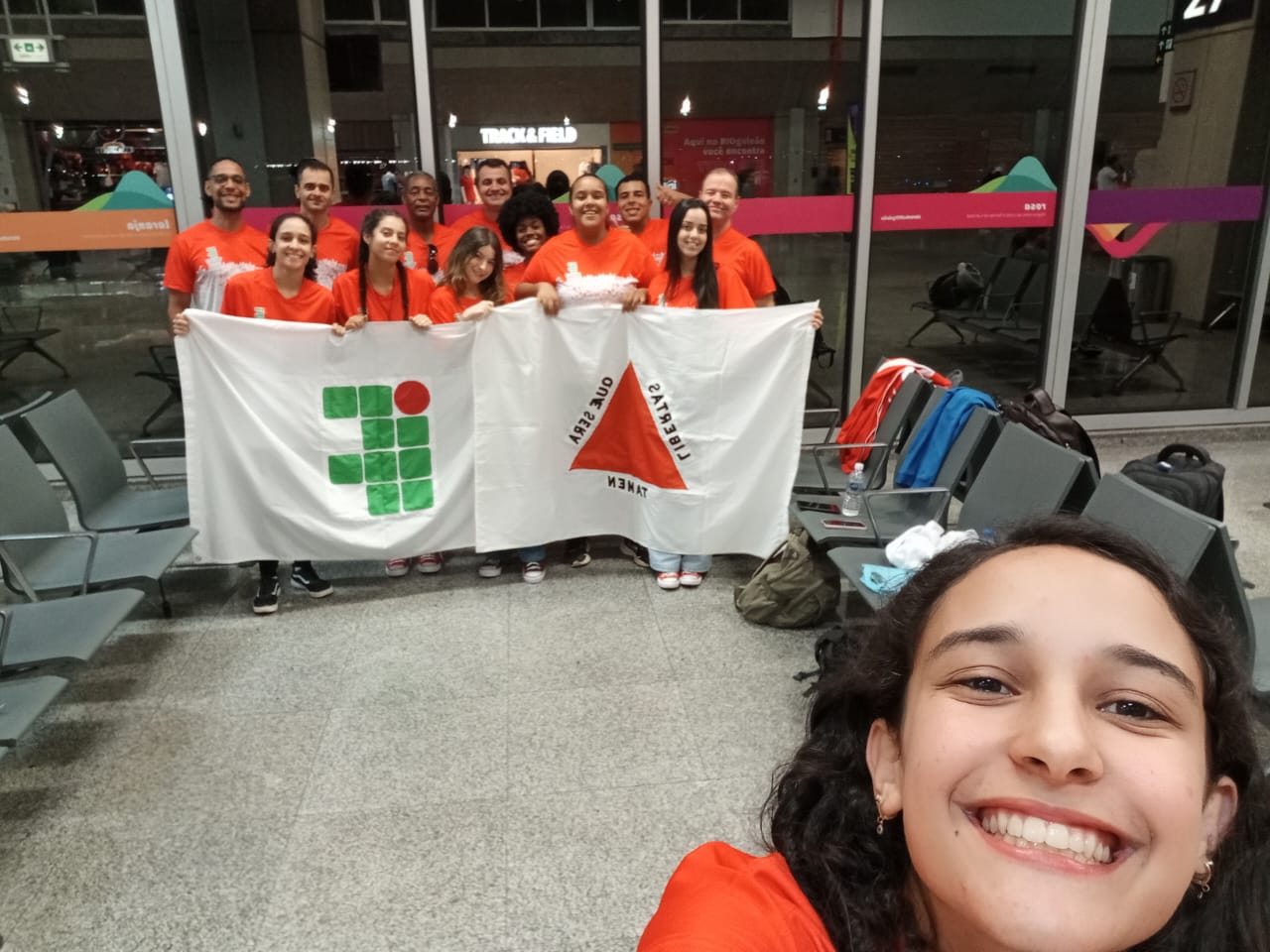 Embarque da delegação.jpeg