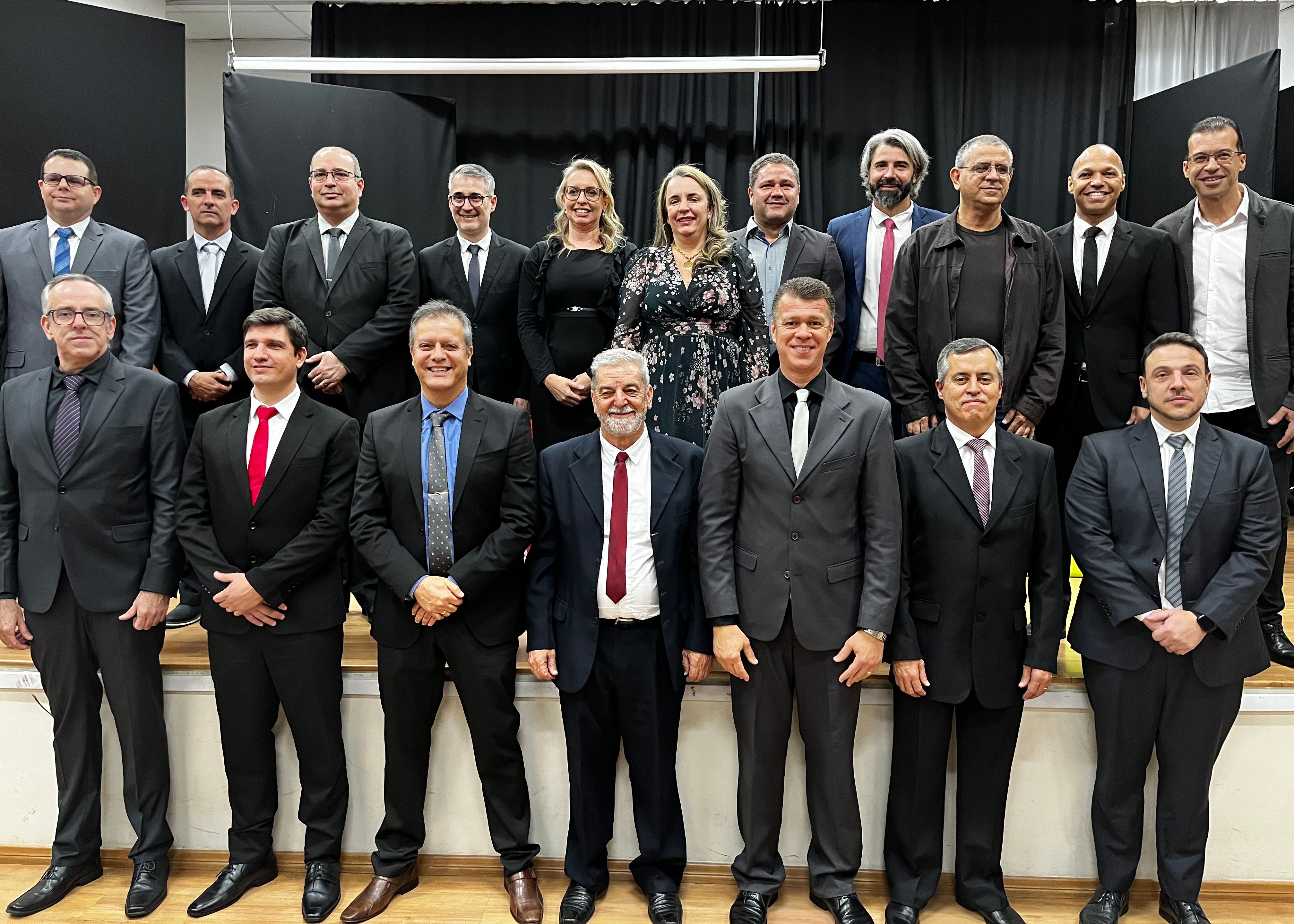 dirigentes-posse-2.jpg