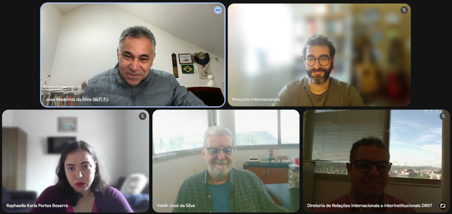 Reunião com a China