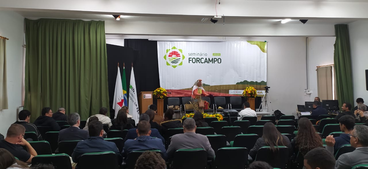 Personagem Maria Zoronga, interpretada pela Sra Olivia Batista