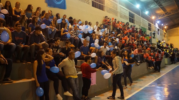 Gincana cursos noturnos Gincana cursos noturnos