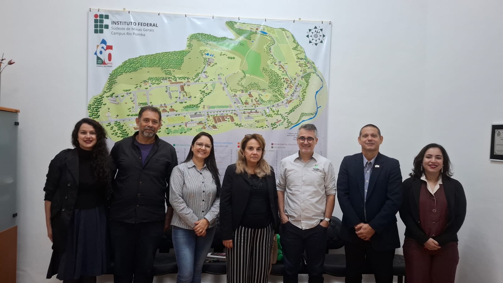 visita universidade de Cuba.jpg