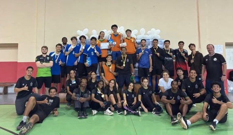 XI torneio voleibol.jpg