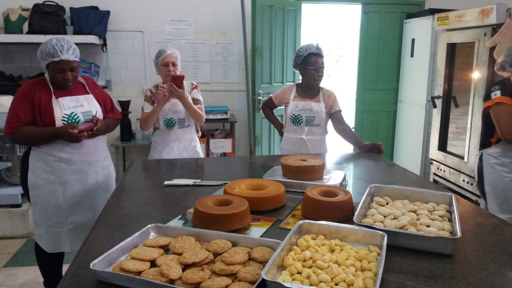 mãos na massa 2.jpg