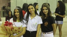 #pratodosverem: A imagem mostra Maria Luiza Paschoal, Mayara Siqueira e Luana Affonso na premiação do concurso