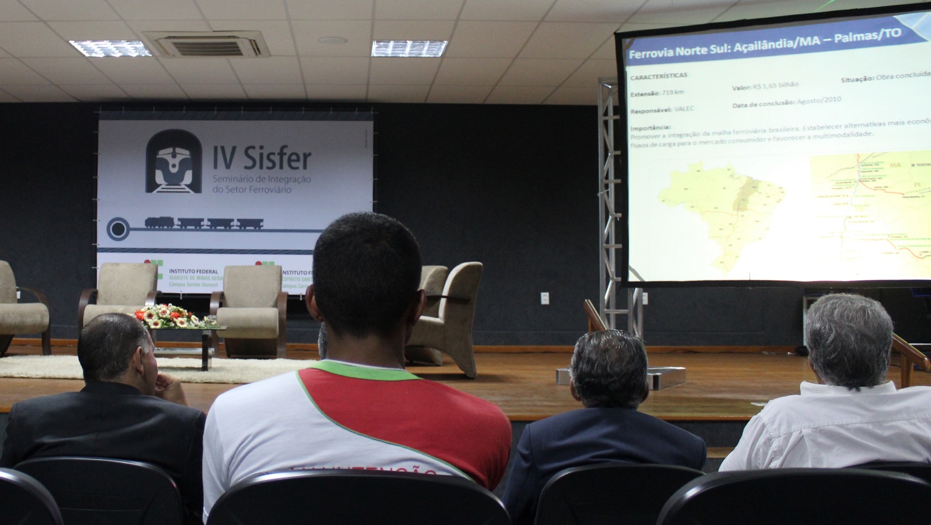 2014: Instituição promove Seminário de Integração do Setor Ferroviário,em parceria com o Campus Cariacica do Ifes, no município do Espírito Santo.JPG