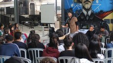 Matheus de Araújo declama poesia