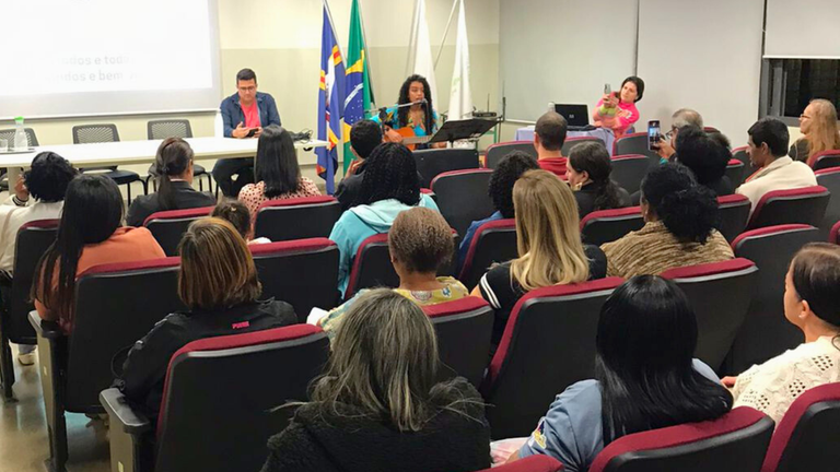 Reunião da família.png