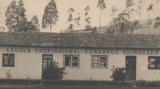 #pratodosverem: Imagem mostra fachada da antiga Escola Profissional Fernando Guimarães. Foto: Arquivo institucional.