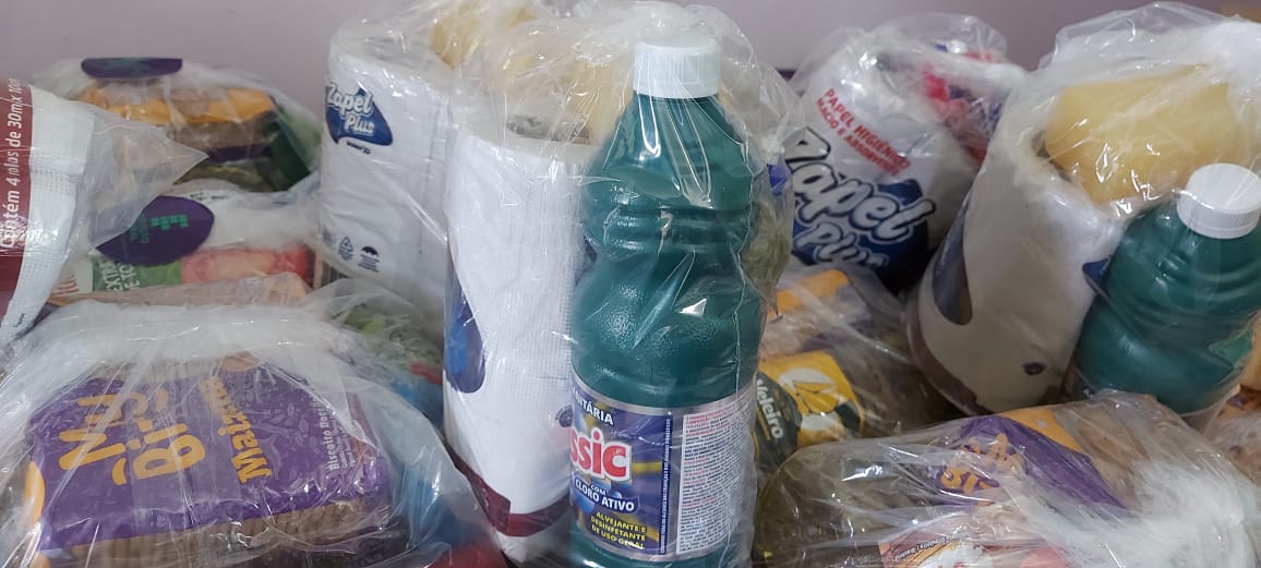 Entrega das doações das 21 cestas no CRAS Senhor dos Montes