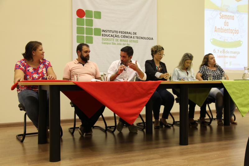 Ziviani em 2017 na Semana da Ambientação que inaugurou o Prédio 02