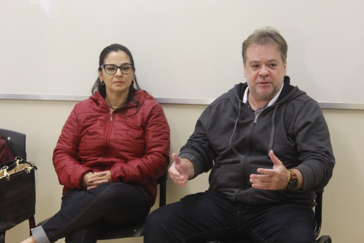 Raquel Fernandes e Majela participam de reunião entre gestões