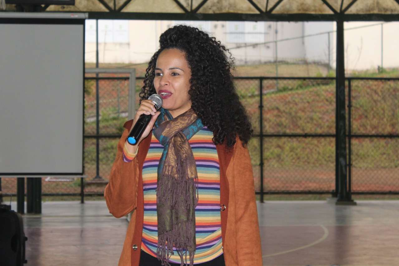 Rosana Machado fala da emoção de voltar ao campus de origem