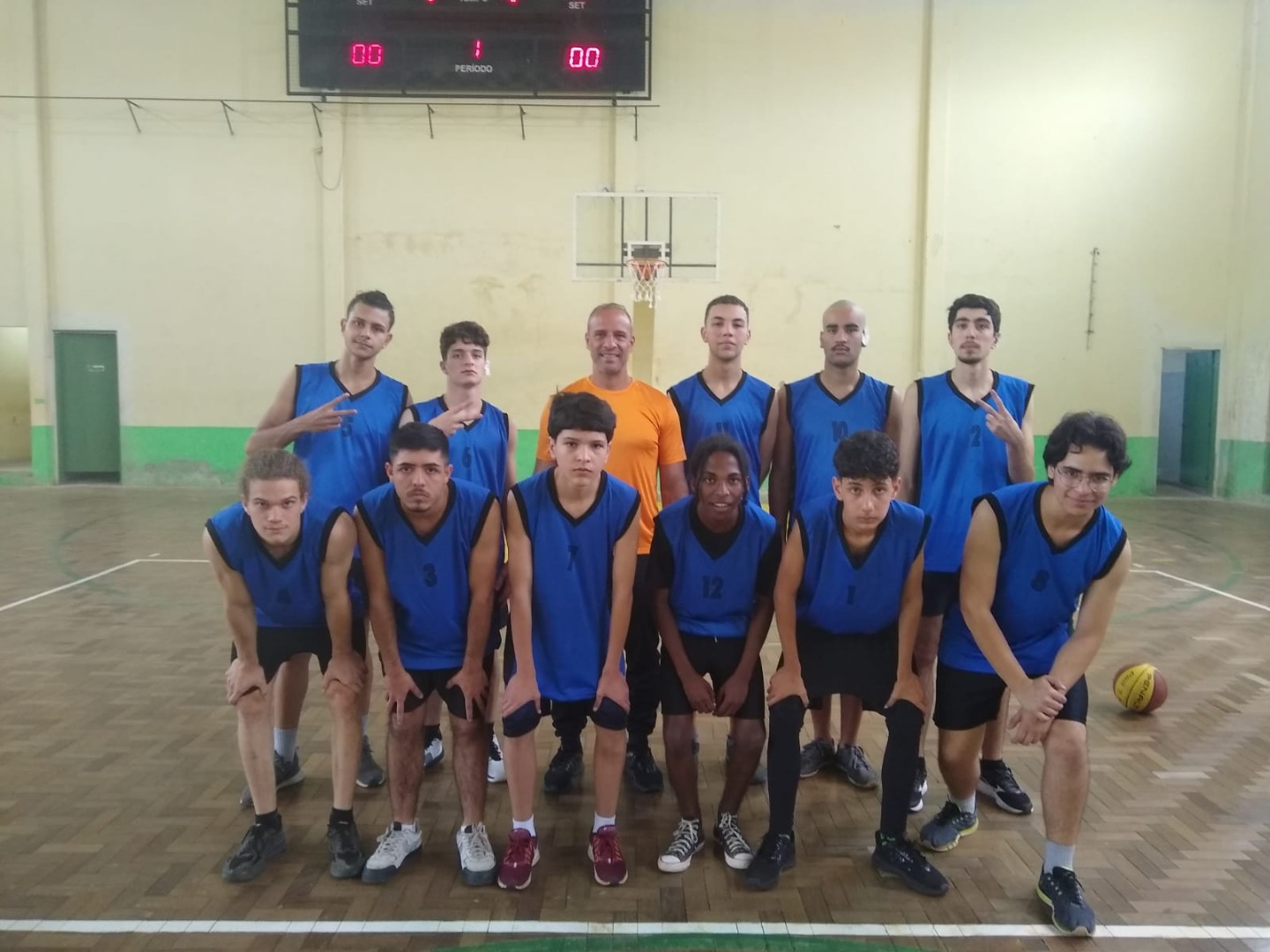 Equipe basquete.jpeg