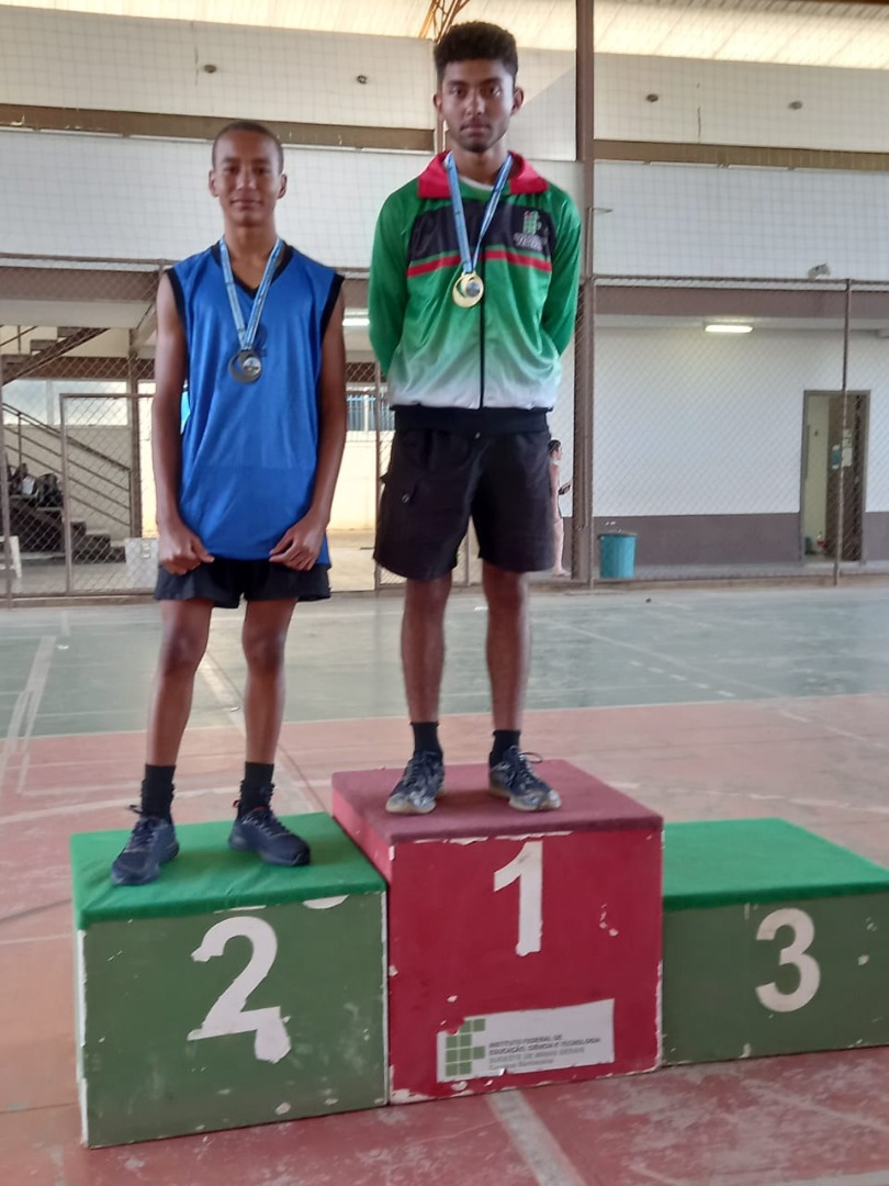 João Victor 2 lugar 5000m masculino.jpeg