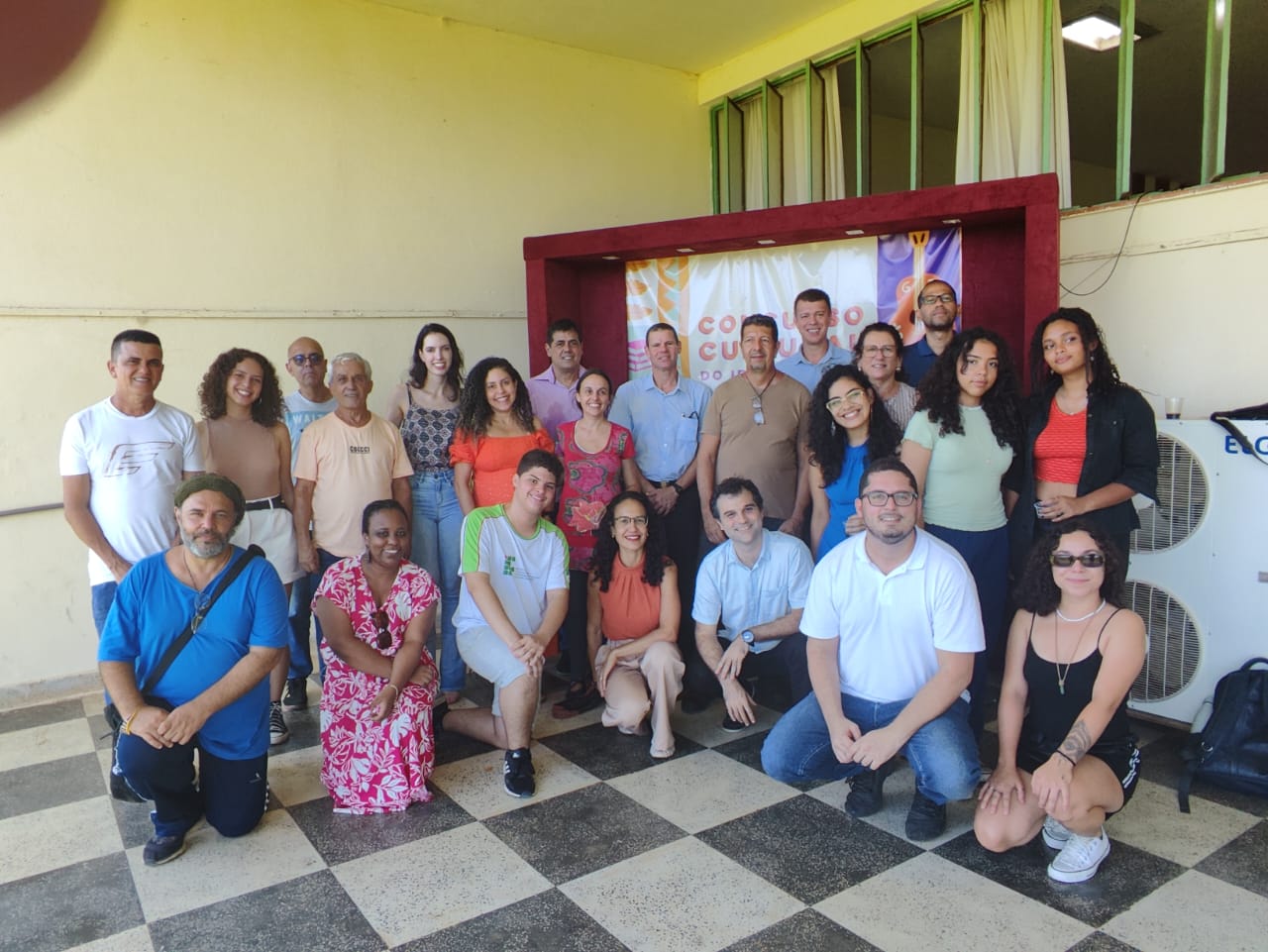 ALUNOS DO CAMPUS SJDR PARTICIPAM I CONCURSO CULTURAL DO IF SUDESTE MG