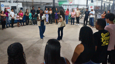 #pratodosverem: Imagem mostra dinâmica realizada com ingressantes e familiares do Bloco 1 do Campus Santos Dumont